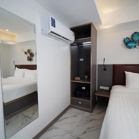 Roomquest Sukhumvit36 Bts Thonglor Бангкок Экстерьер фото