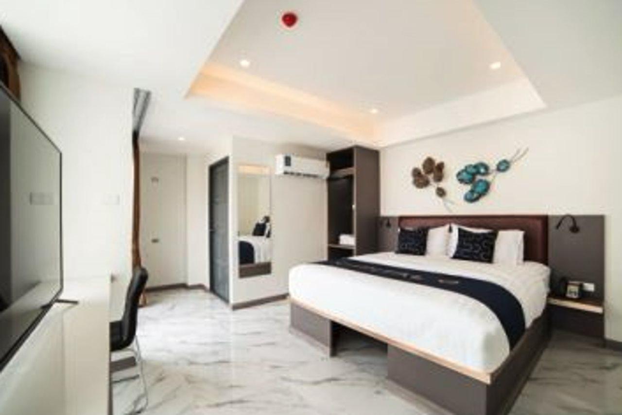 Roomquest Sukhumvit36 Bts Thonglor Бангкок Экстерьер фото