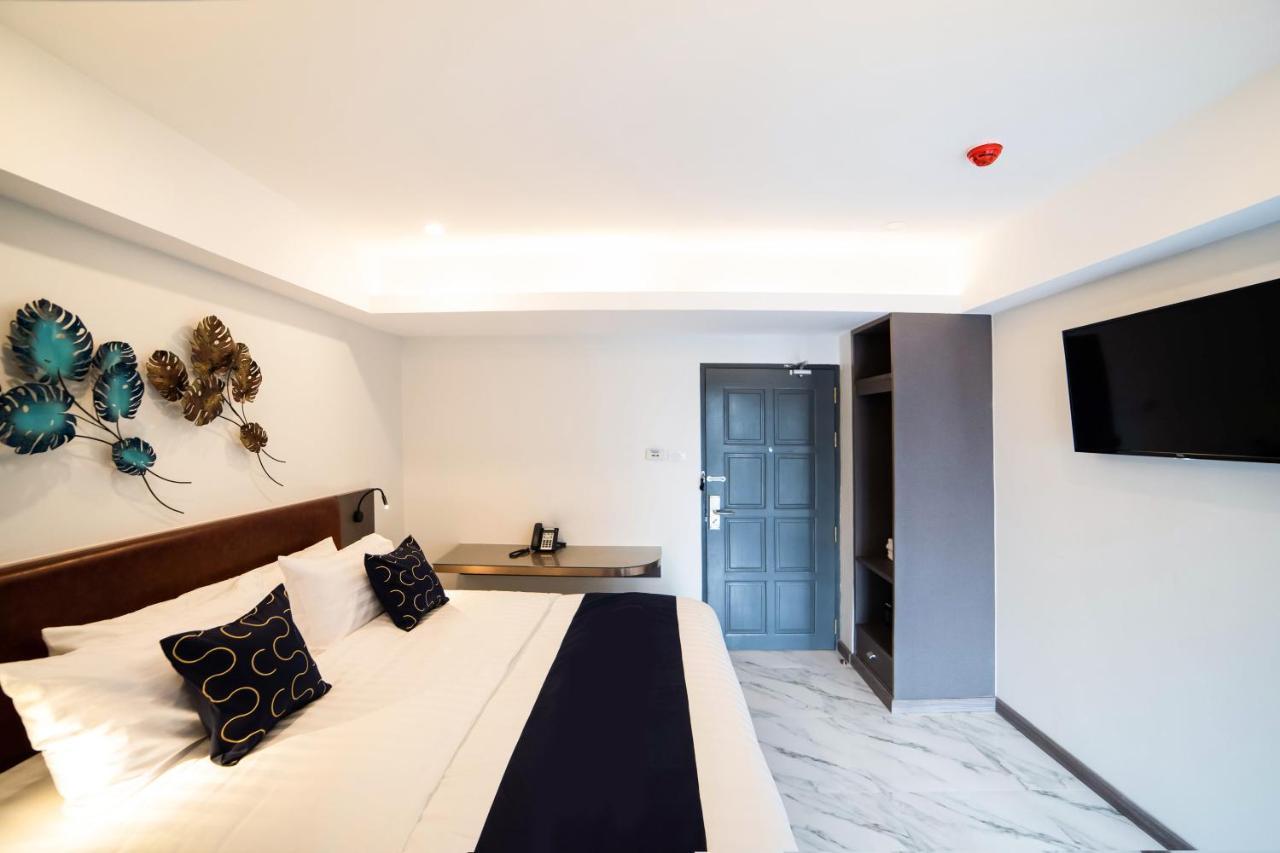 Roomquest Sukhumvit36 Bts Thonglor Бангкок Экстерьер фото
