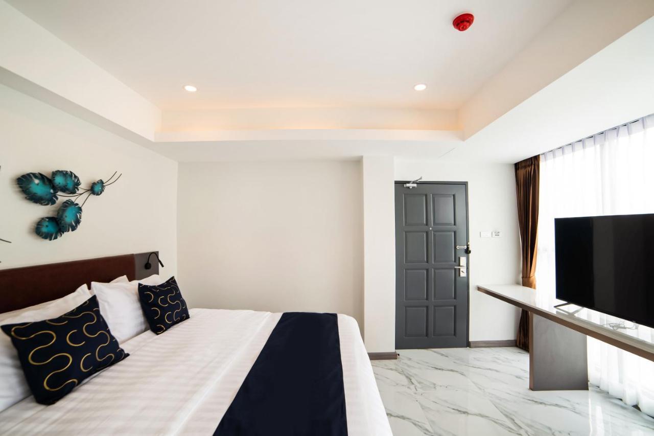 Roomquest Sukhumvit36 Bts Thonglor Бангкок Экстерьер фото