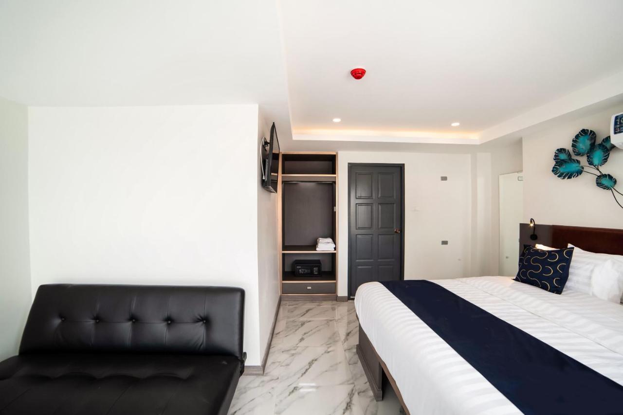 Roomquest Sukhumvit36 Bts Thonglor Бангкок Экстерьер фото
